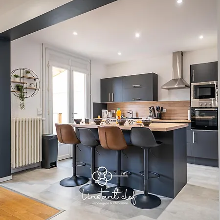 Maison D Exception Au Mans Garage Xxl Et Terrasse Ferienhaus Le Mans