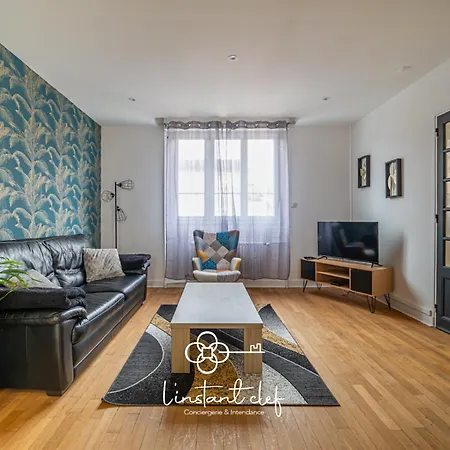 Ferienhaus Maison D Exception Au Mans Garage Xxl Et Terrasse Le Mans